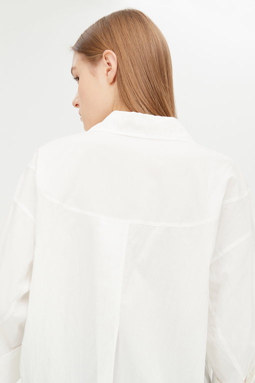 https://img.benettonmall.com/PARTS/KS/24S/SAWS35431WH_MB_D4.jpg