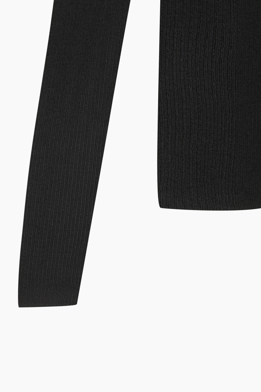 https://img.benettonmall.com/PARTS/KS/25F/19EQM2024BK_MB_D3.jpg