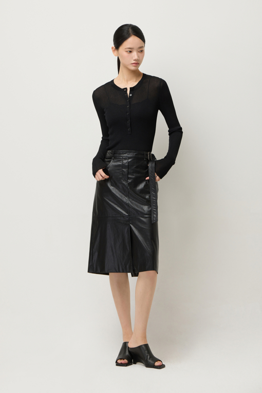 https://img.benettonmall.com/PARTS/KS/25F/19EQM2024BK_MB_D5.jpg