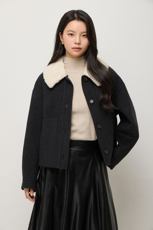 https://img.benettonmall.com/PARTS/KS/25F/SACTE1561BK_MB_D3.jpg