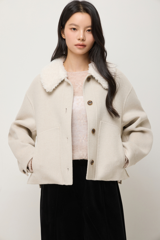 https://img.benettonmall.com/PARTS/KS/25F/SACTE1561IV_MB_D3.jpg