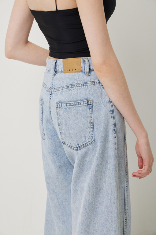 https://img.benettonmall.com/PARTS/KS/25F/SADP01541SB_MB_D4.jpg