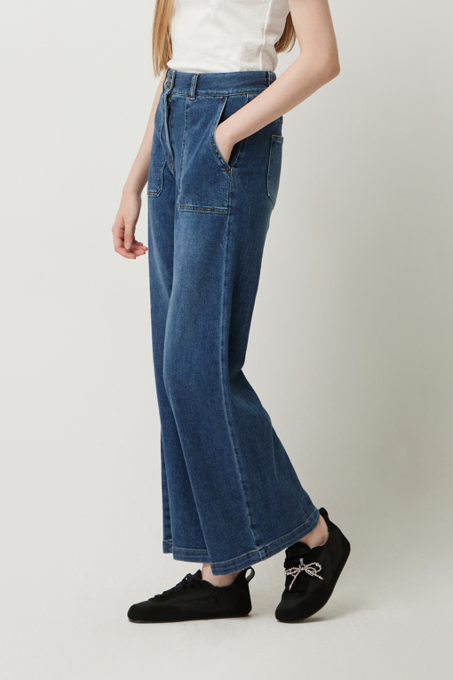 https://img.benettonmall.com/PARTS/KS/25F/SADP02541BL_MB_D1.jpg
