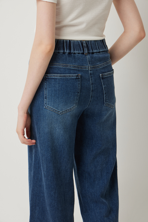 https://img.benettonmall.com/PARTS/KS/25F/SADP02541BL_MB_D4.jpg