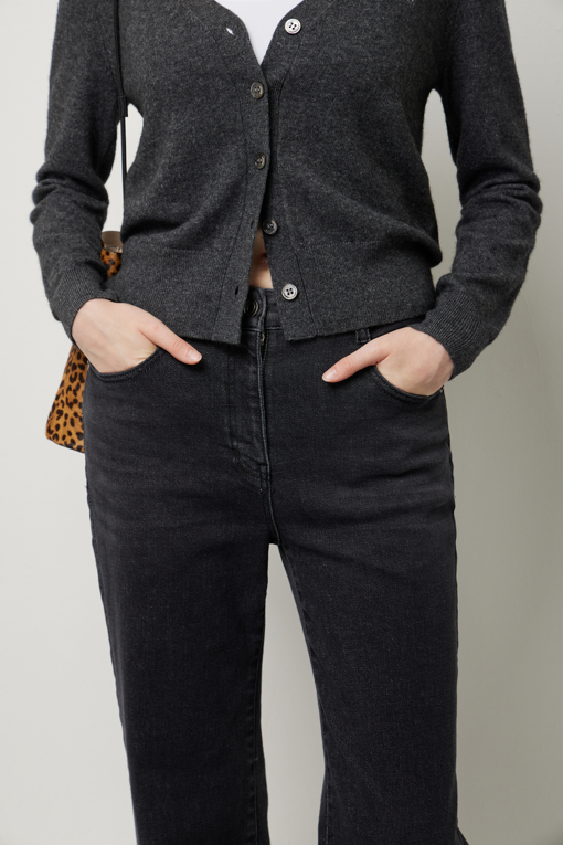 https://img.benettonmall.com/PARTS/KS/25F/SADP03541BK_MB_D3.jpg