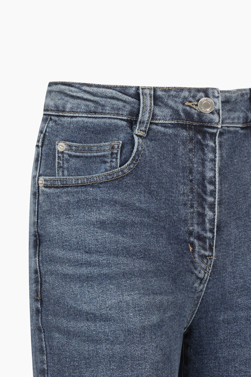 https://img.benettonmall.com/PARTS/KS/25F/SADP03541BL_MB_D12.jpg