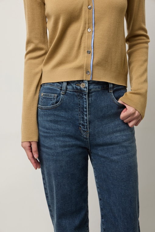 https://img.benettonmall.com/PARTS/KS/25F/SADP03541BL_MB_D6.jpg