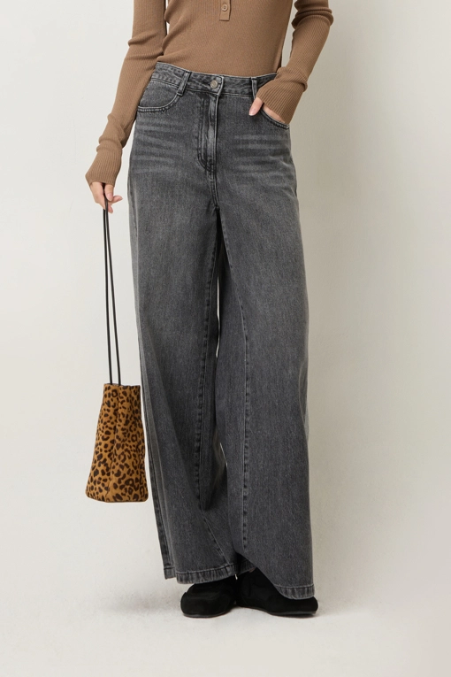 https://img.benettonmall.com/PARTS/KS/25F/SADP05541BK_MB.jpg