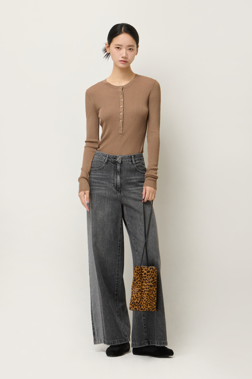 https://img.benettonmall.com/PARTS/KS/25F/SADP05541BK_MB_D5.jpg