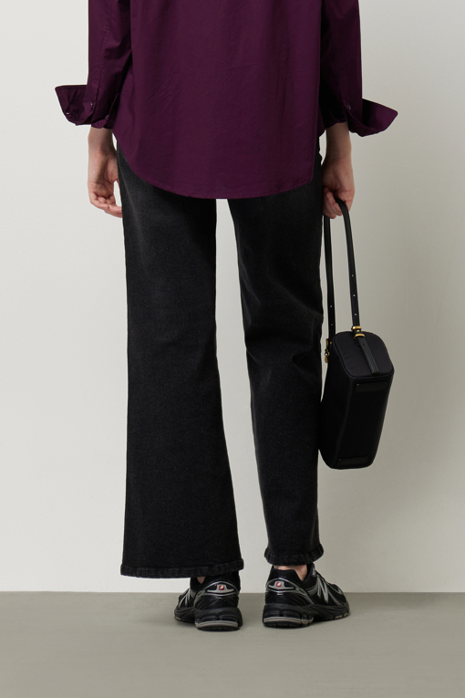 https://img.benettonmall.com/PARTS/KS/25F/SADP06541BK_MB_D2.jpg