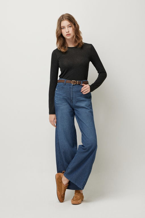 https://img.benettonmall.com/PARTS/KS/25F/SADP31561BL_MB_D5.jpg