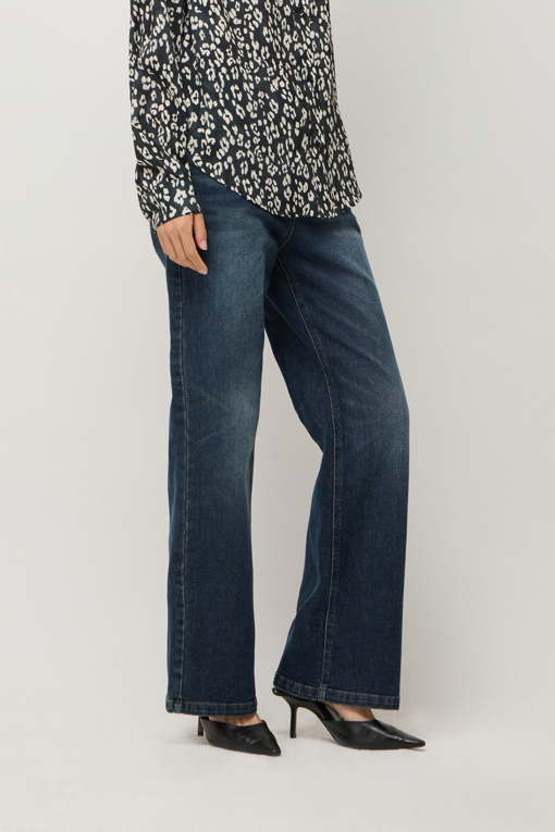 https://img.benettonmall.com/PARTS/KS/25F/SADP32561BL_MB_D1.jpg