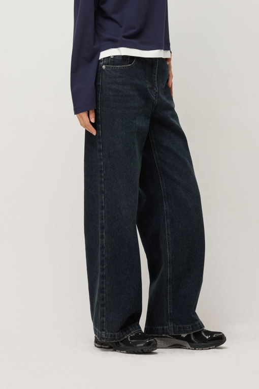 https://img.benettonmall.com/PARTS/KS/25F/SADP33561DB_MB_D1.jpg