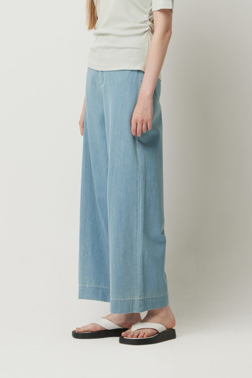 https://img.benettonmall.com/PARTS/KS/25F/SADPE1541BL_MB_D1.jpg