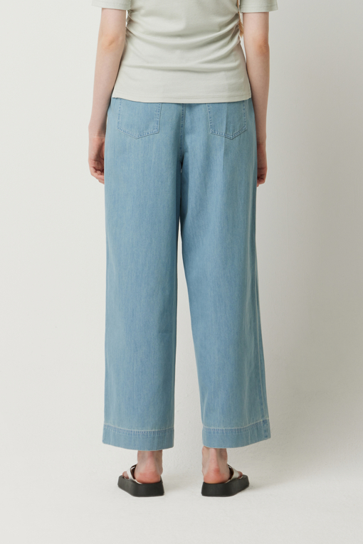 https://img.benettonmall.com/PARTS/KS/25F/SADPE1541BL_MB_D2.jpg