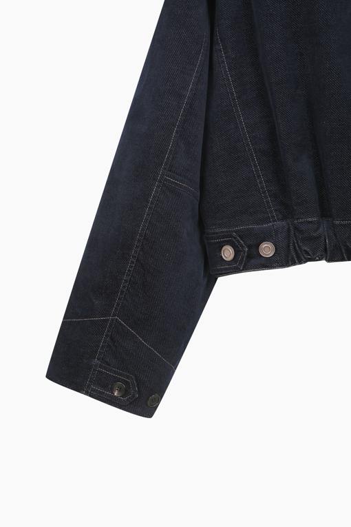 https://img.benettonmall.com/PARTS/KS/25F/SAJK32561DN_MB_D13.jpg