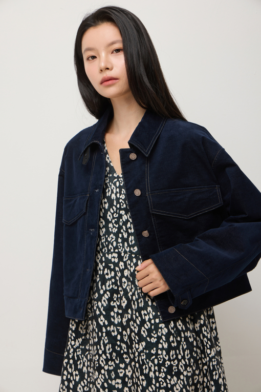 https://img.benettonmall.com/PARTS/KS/25F/SAJK32561DN_MB_D4.jpg