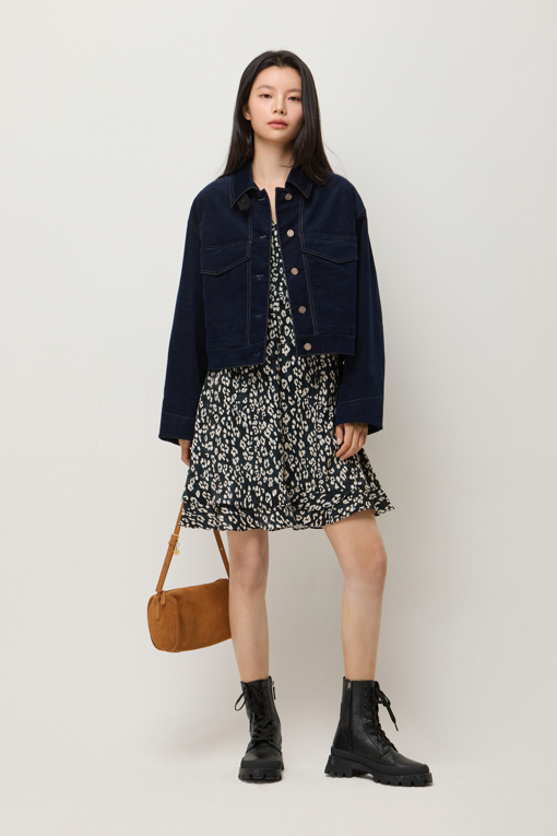 https://img.benettonmall.com/PARTS/KS/25F/SAJK32561DN_MB_D6.jpg