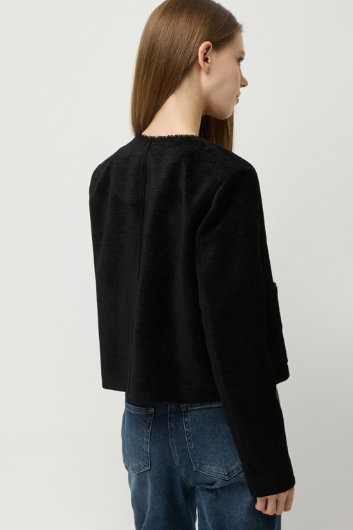 https://img.benettonmall.com/PARTS/KS/25F/SAJK34561BK_MB_D4.jpg