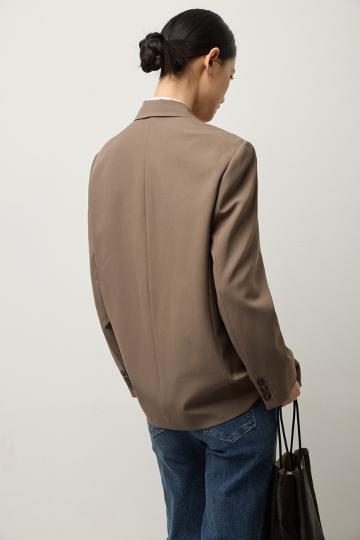 https://img.benettonmall.com/PARTS/KS/25F/SAJKE1541MW_MB_D4.jpg