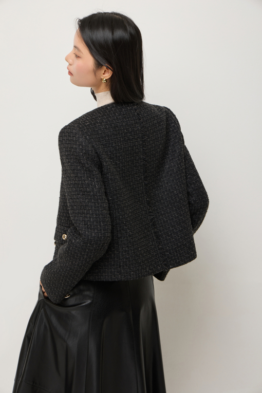 https://img.benettonmall.com/PARTS/KS/25F/SAJKE2541BK_MB_D4.jpg