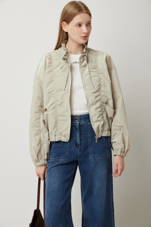 https://img.benettonmall.com/PARTS/KS/25F/SAJPE1541LK_MB_D3.jpg