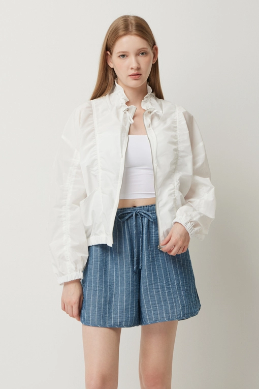 https://img.benettonmall.com/PARTS/KS/25F/SAJPE1541WH_MB.jpg
