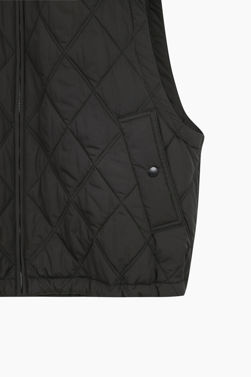 https://img.benettonmall.com/PARTS/KS/25F/SAJPE3561BK_MB_D3.jpg