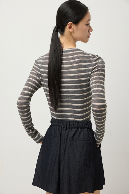 https://img.benettonmall.com/PARTS/KS/25F/SAKC03541GR_MB_D4.jpg