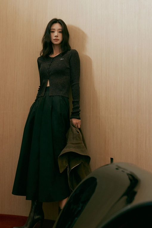 https://img.benettonmall.com/PARTS/KS/25F/SAKC06541BK_MB.jpg