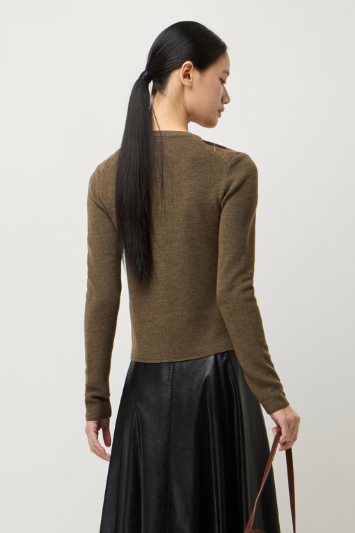 https://img.benettonmall.com/PARTS/KS/25F/SAKC09541BR_MB_D2.jpg