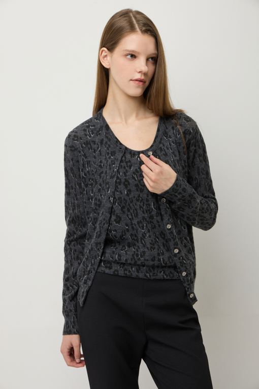 https://img.benettonmall.com/PARTS/KS/25F/SAKC36561DG_MB_D3.jpg