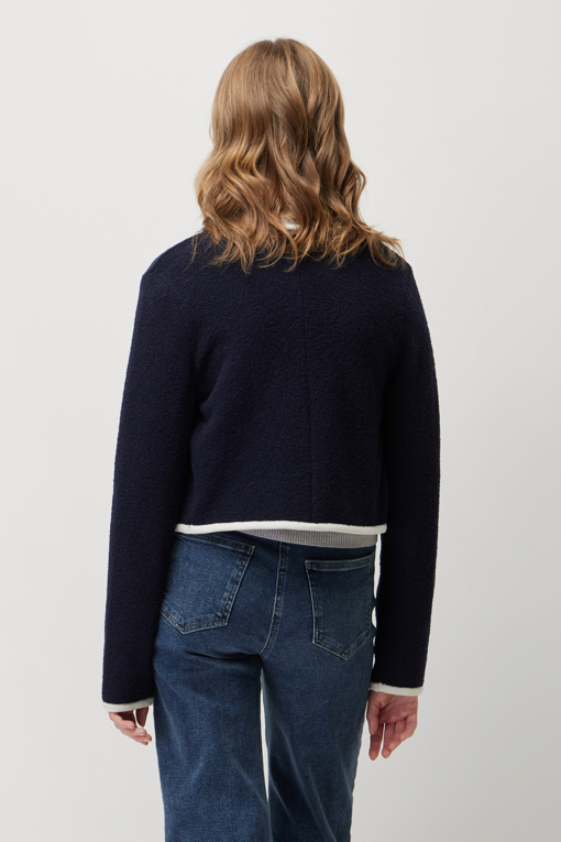 https://img.benettonmall.com/PARTS/KS/25F/SAKC37561NY_MB_D2.jpg