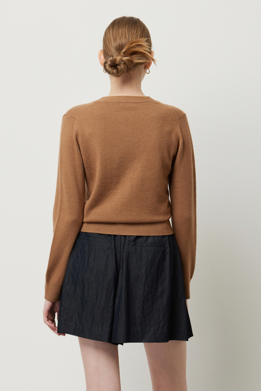 https://img.benettonmall.com/PARTS/KS/25F/SAKC50561BG_MB_D2.jpg