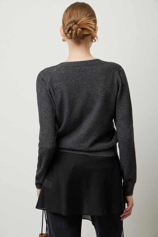 https://img.benettonmall.com/PARTS/KS/25F/SAKC50561DG_MB_D4.jpg