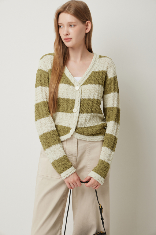 https://img.benettonmall.com/PARTS/KS/25F/SAKCE3541LK_MB_D3.jpg