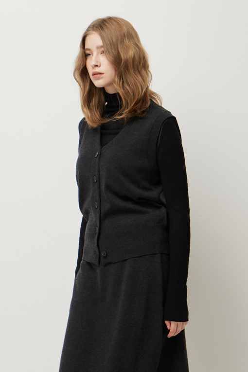 https://img.benettonmall.com/PARTS/KS/25F/SAKCE4561CG_MB_D1.jpg