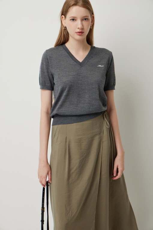 https://img.benettonmall.com/PARTS/KS/25F/SAKP01541GR_MB_D3.jpg