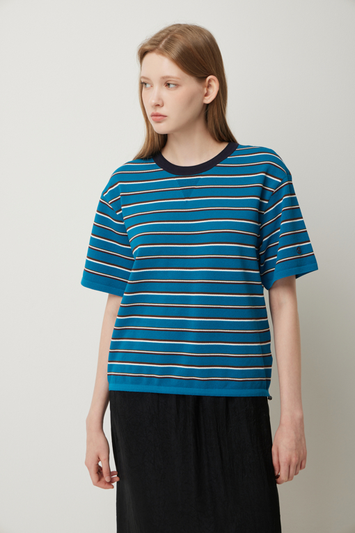 https://img.benettonmall.com/PARTS/KS/25F/SAKP03541BL_MB_D4.jpg