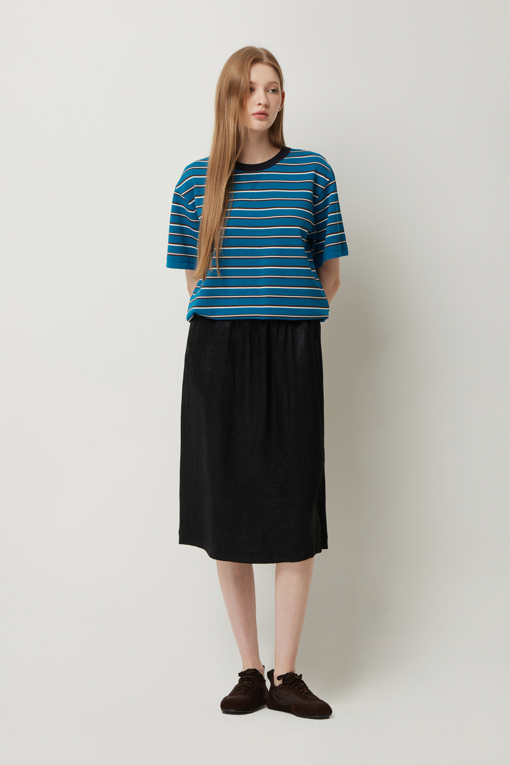 https://img.benettonmall.com/PARTS/KS/25F/SAKP03541BL_MB_D5.jpg