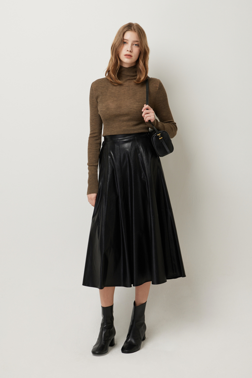https://img.benettonmall.com/PARTS/KS/25F/SAKP07541MW_MB_D5.jpg