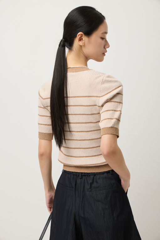 https://img.benettonmall.com/PARTS/KS/25F/SAKP09541BE_MB_D4.jpg