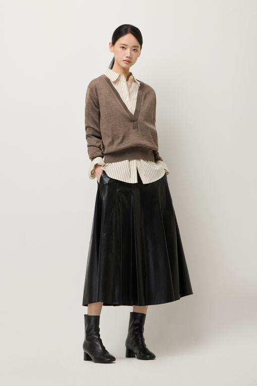 https://img.benettonmall.com/PARTS/KS/25F/SAKP12541BR_MB_D5.jpg