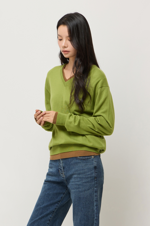https://img.benettonmall.com/PARTS/KS/25F/SAKP33561OL_MB_D1.jpg
