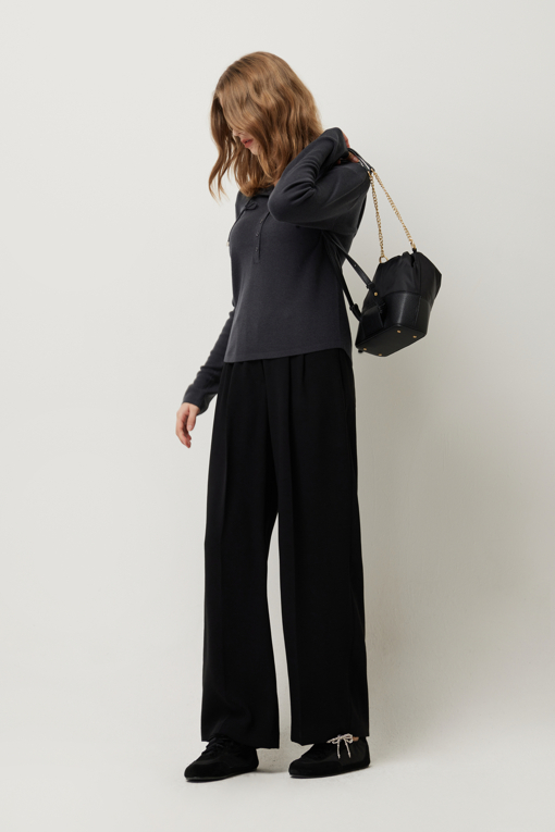 https://img.benettonmall.com/PARTS/KS/25F/SAKP34561CG_MB_D5.jpg