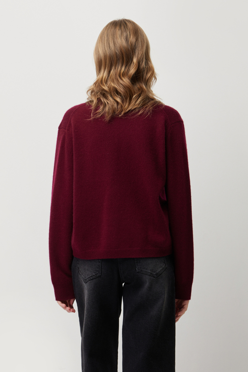https://img.benettonmall.com/PARTS/KS/25F/SAKP35561WI_MB_D2.jpg