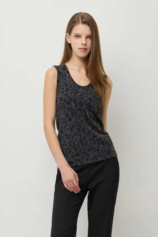 https://img.benettonmall.com/PARTS/KS/25F/SAKP46561DG_MB.jpg