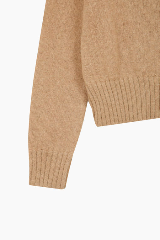 https://img.benettonmall.com/PARTS/KS/25F/SAKP47561CA_MB_D3.jpg