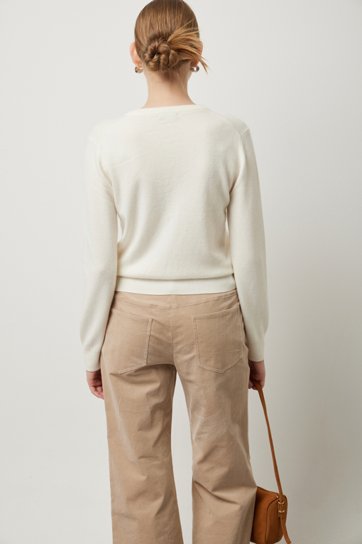 https://img.benettonmall.com/PARTS/KS/25F/SAKP50561IV_MB_D4.jpg