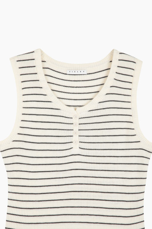 https://img.benettonmall.com/PARTS/KS/25F/SAKP70541BE_MB_D12.jpg